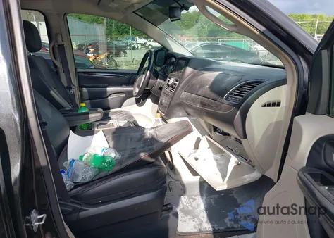 2016 Chrysler Town & Country Touring из США, поврежденный, VIN 2C4RC1BG8GR292205